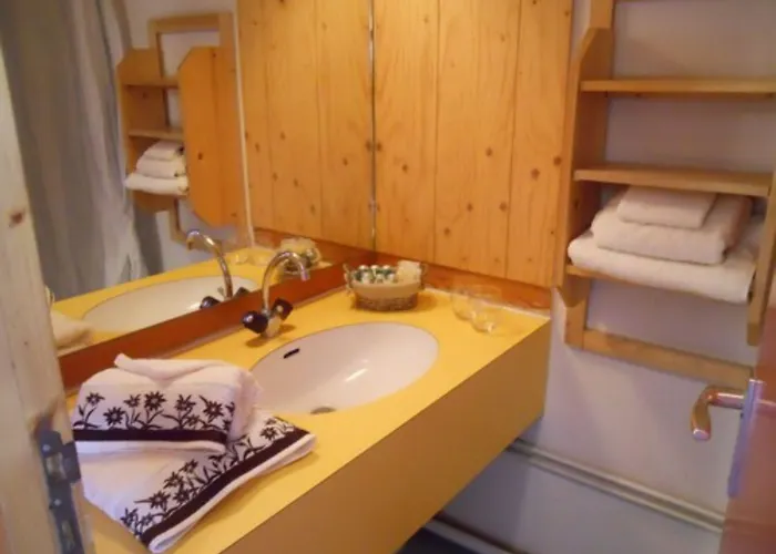 Rhododendrons Ла-Плань